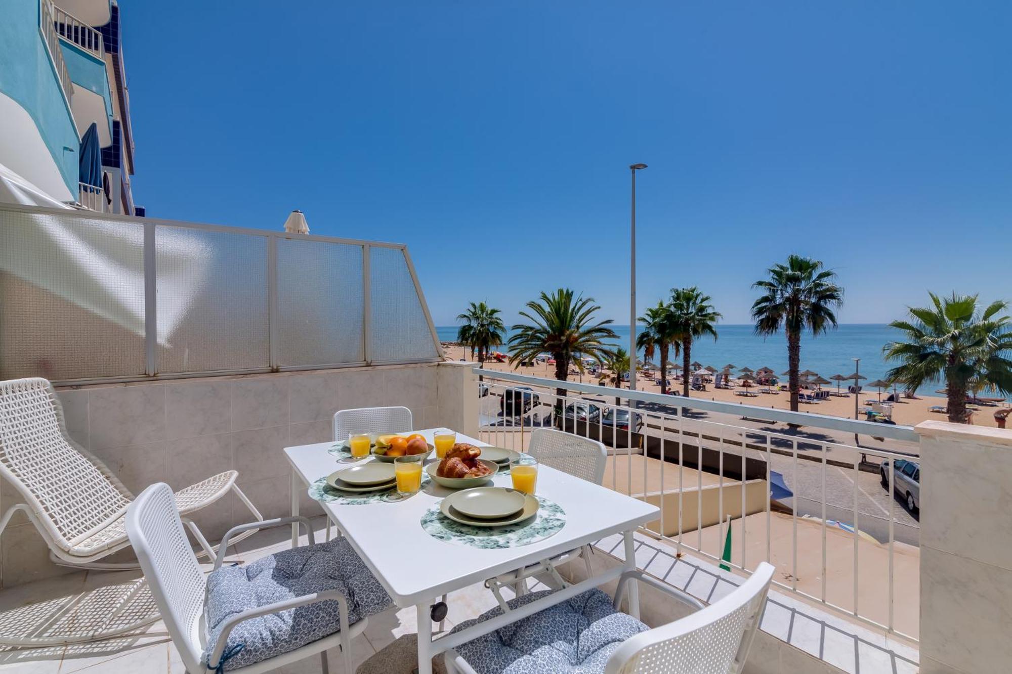 Al - Oceano T2 Frente Mar Quarteira Apartment Ngoại thất bức ảnh