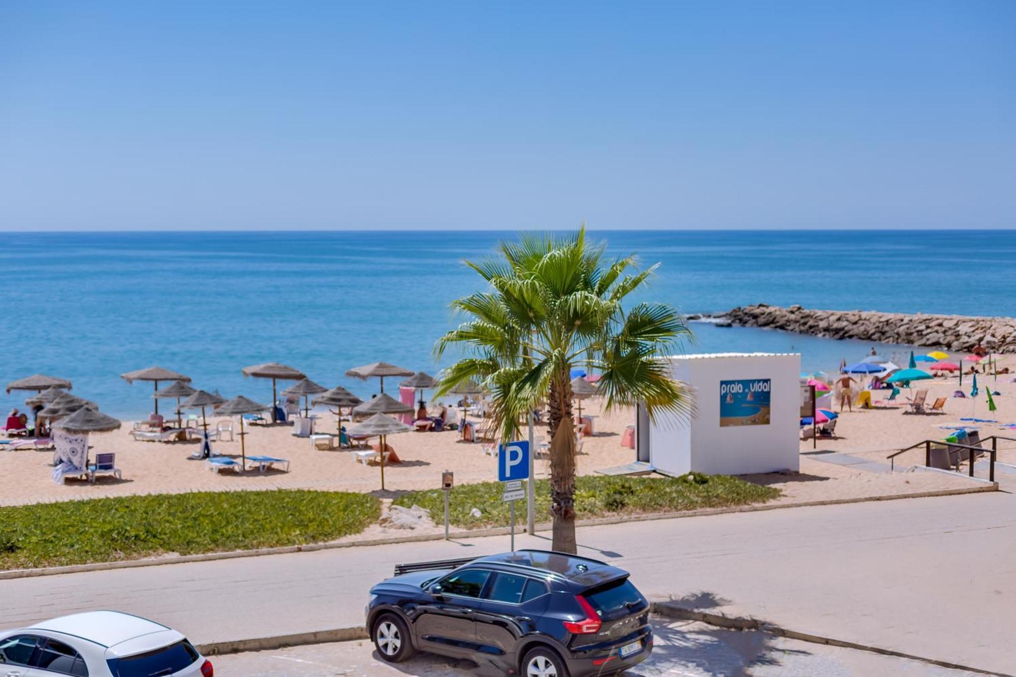 Al - Oceano T2 Frente Mar Quarteira Apartment Ngoại thất bức ảnh